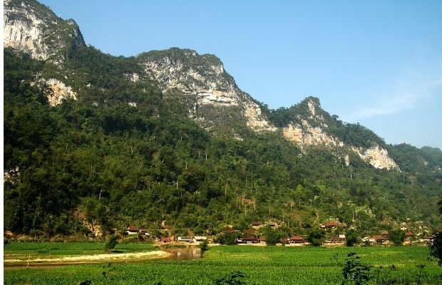 Pac Ngoi Village